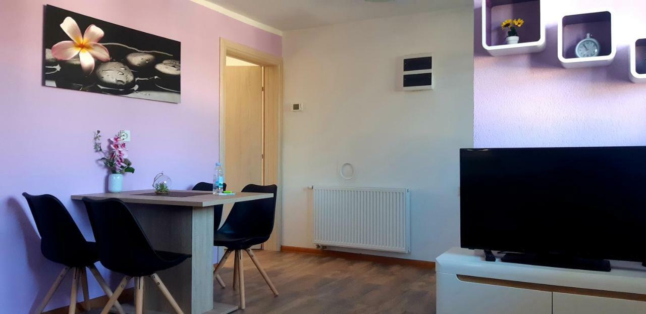 Apartmani Bilic コレニツァ エクステリア 写真