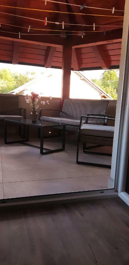Apartmani Bilic コレニツァ エクステリア 写真