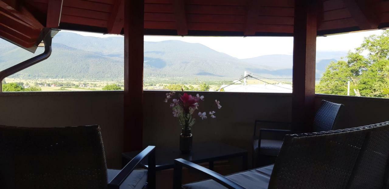 Apartmani Bilic コレニツァ エクステリア 写真